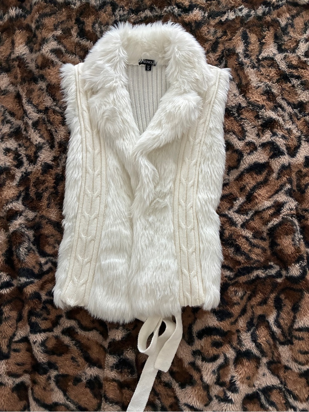 Faux Fur Cable Knit Cream Vest